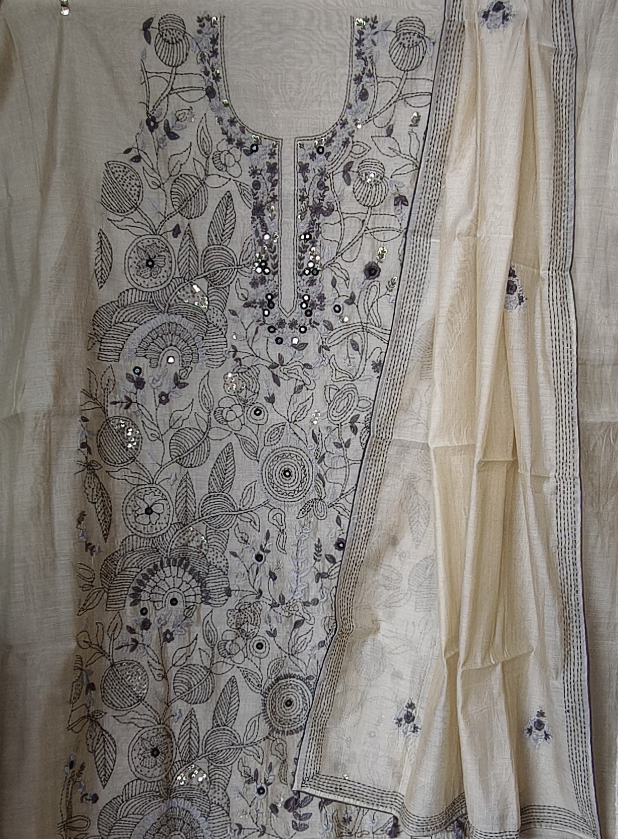 Semi Chanderi Hand Embroidered 3 piece unstiched Suit Set