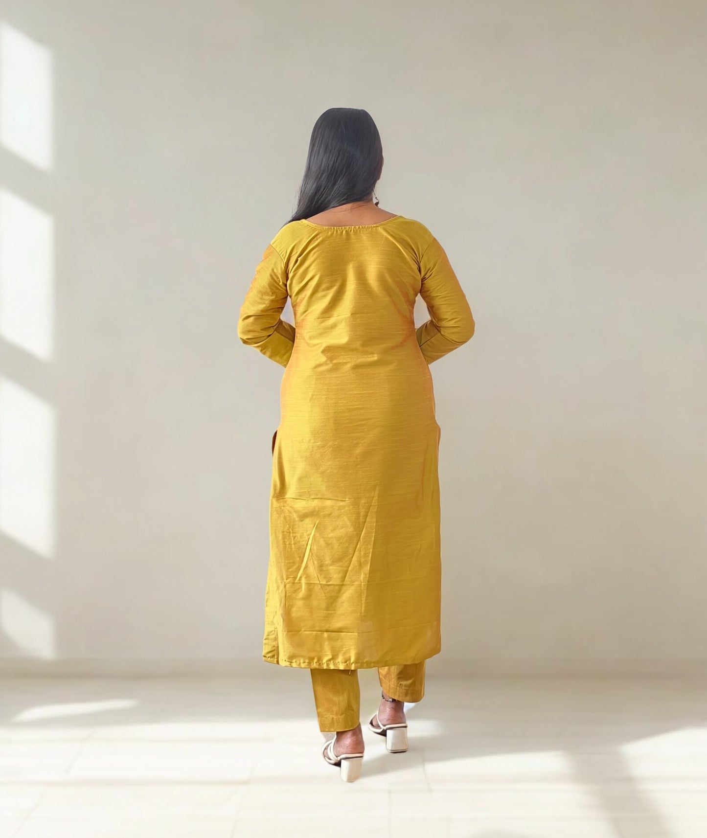 Semi Raw Silk Straight kurti