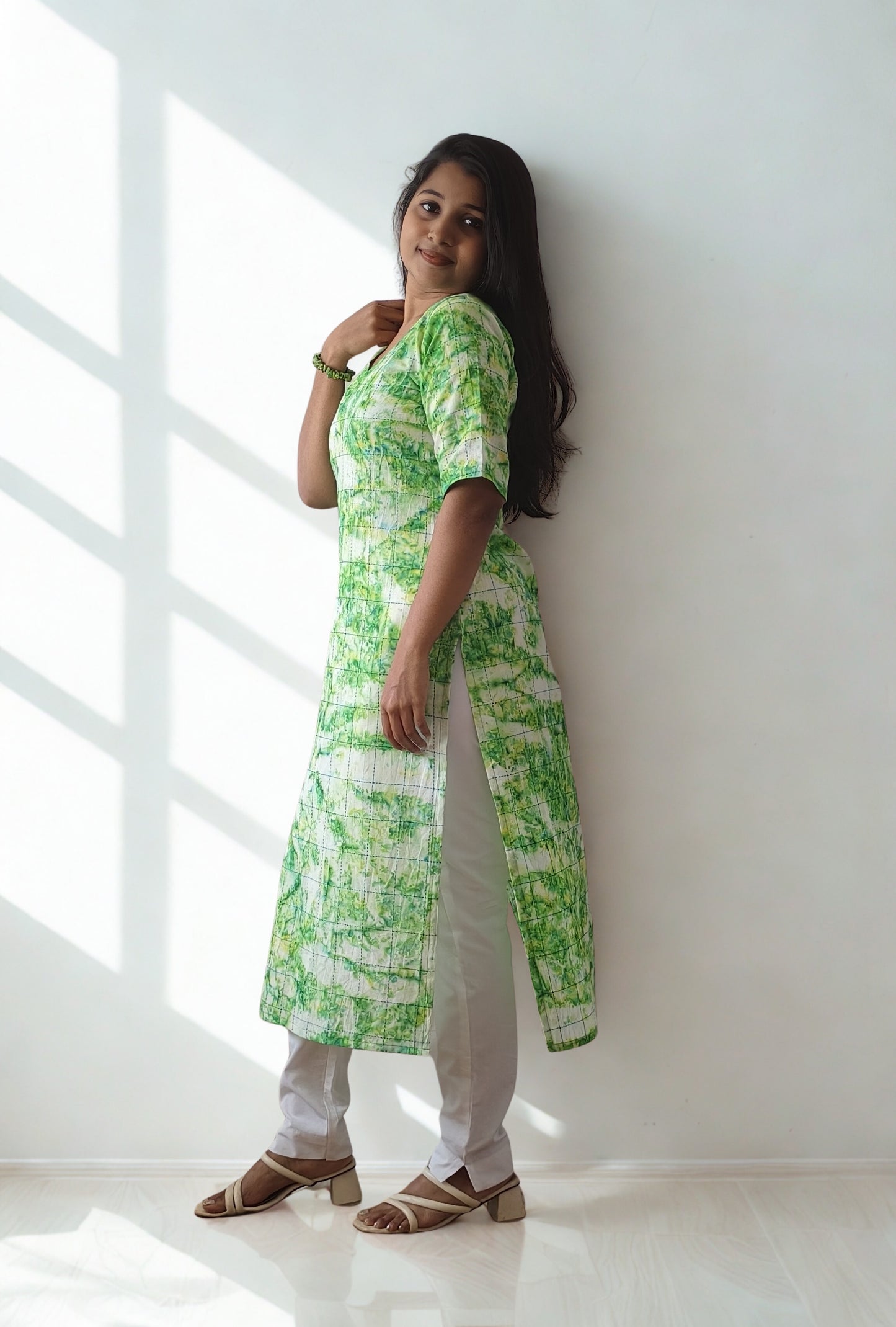 Handloom Cotton Checks Batik straight kurti