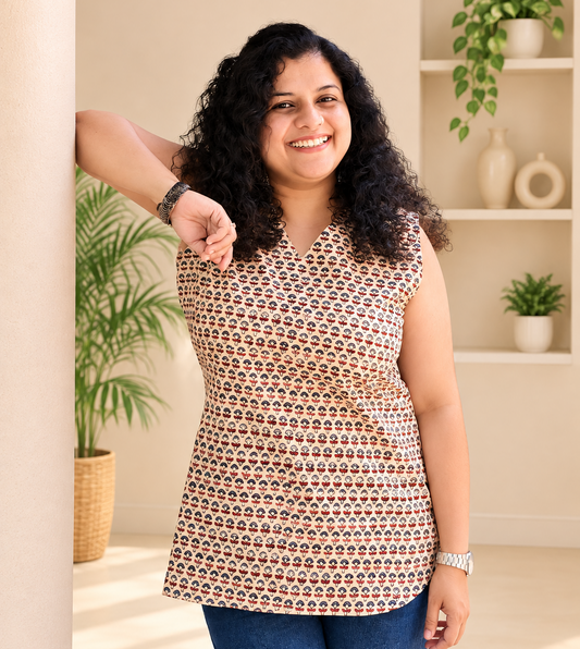 Natural Handblock Short Top