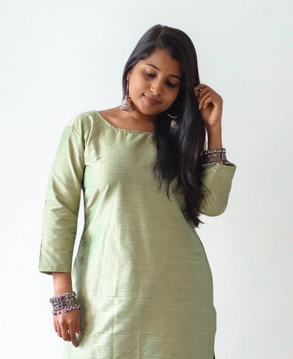 Semi Raw Silk Straight kurti