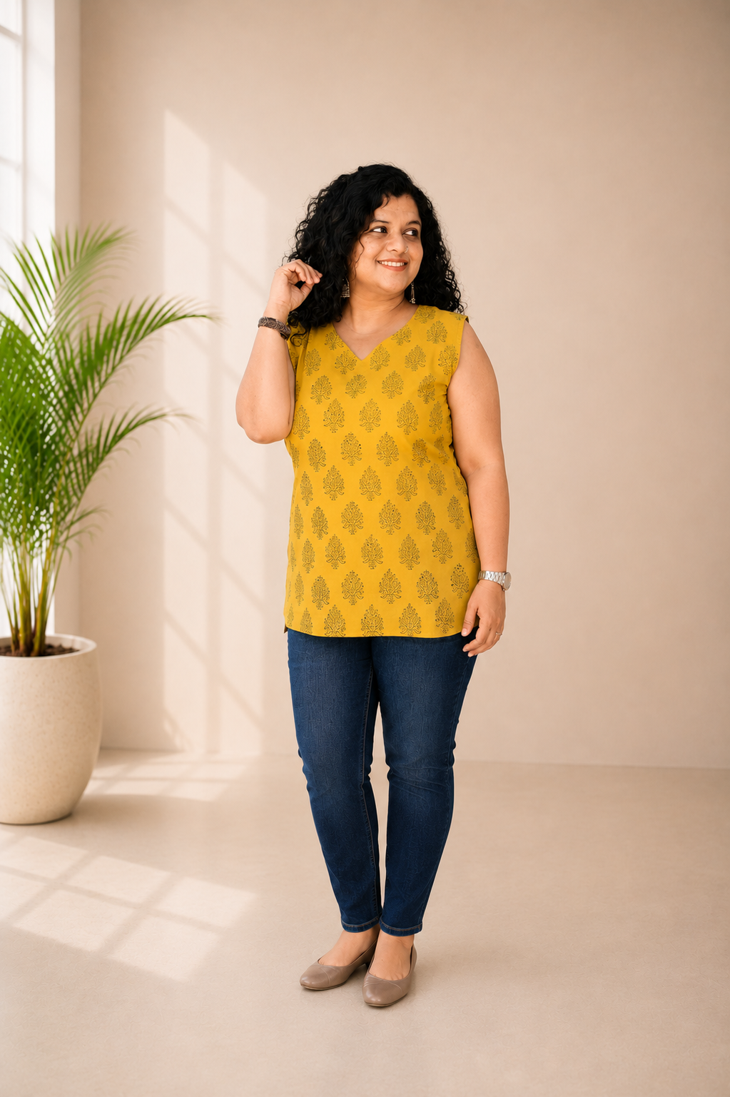 Natural Handblock Short Top