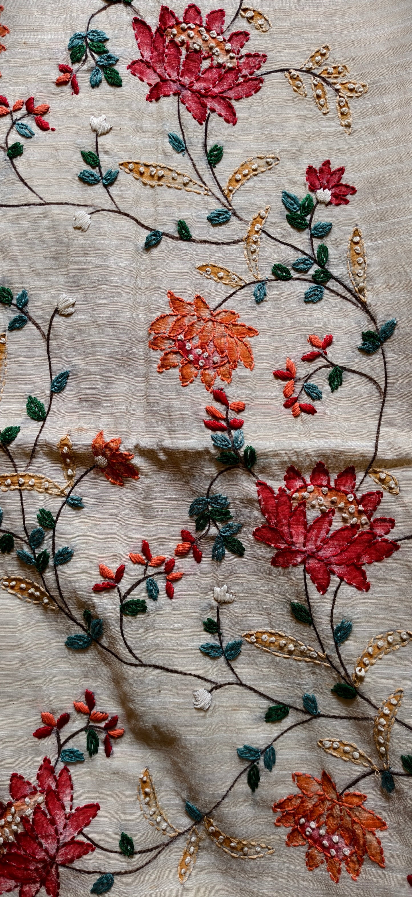 Semi Chanderi hand Embroidaried 3 piece unstiched Suit Set