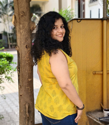 Natural Handblock Short Top